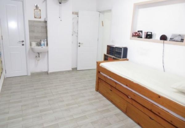 חתם סופר 1 (גבעת רוקח)