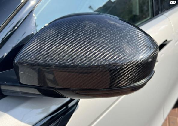 לנד רובר ריינג' איווק (2022)