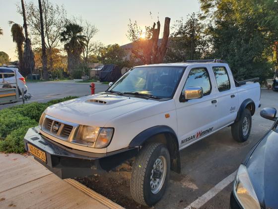 ניסאן ווינר 4X4 (1999)