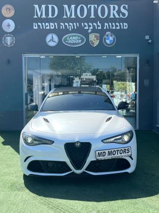 אלפא רומיאו ג'וליה (2017)