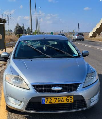 פורד מונדאו (2008)