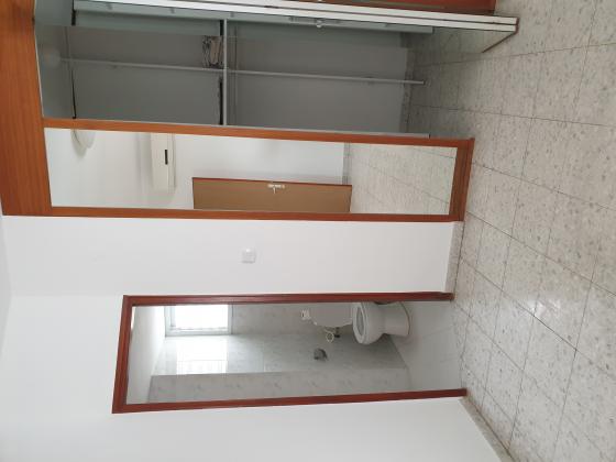 אבן גבירול (נאות שקמה)