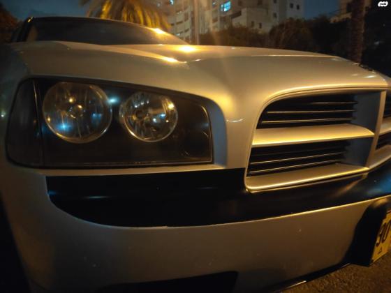 דודג' צ'ארג'ר (2015)