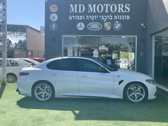 אלפא רומיאו ג'וליה (2017)