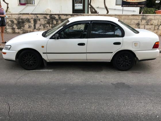 טויוטה קורולה (1996)