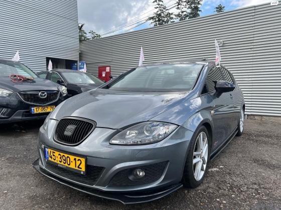 סיאט לאון (2013)