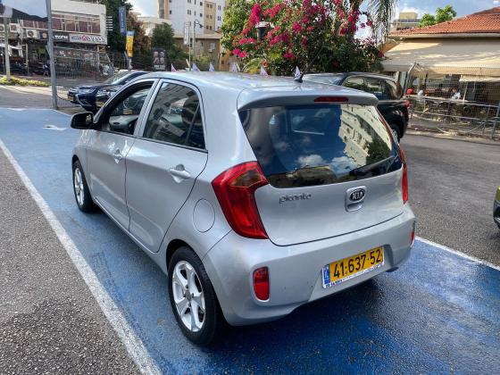 קיה פיקנטו (2013)