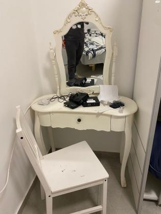 שידת/שולחן איפור לביות עם כיסא