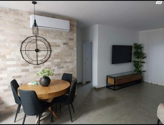 בז 65 (גבעת מכוש)