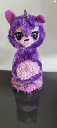 בובת האצימל המדהימה בעברית ,הבובה