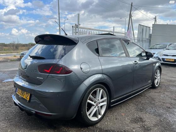 סיאט לאון (2013)