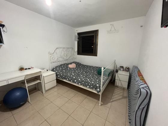 משה גליקסון 22 (נאות הרצל)