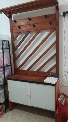 שידת כניסה עם ארון נעליים