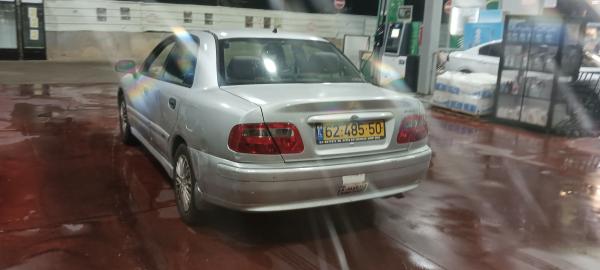 מיצובישי כריזמה (2003)