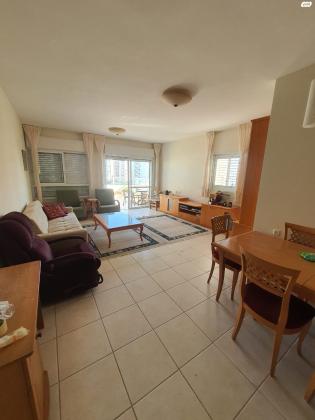 תרצה 32 (מרום נווה)