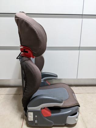 בוסטר GRACO לילדים Junior עם הגנת ראש