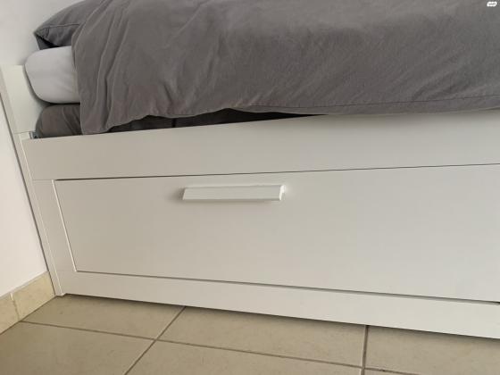 מיטת יחיד נפתחת 80*200 של איקאה