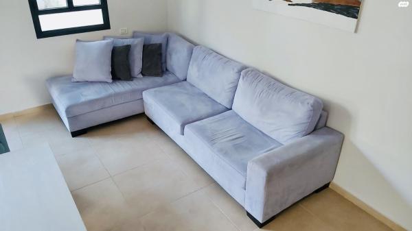 סלון פינתי בצבע לילך בהיר בגודל 3X1