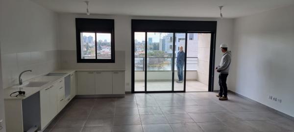 דבורה עומר 8