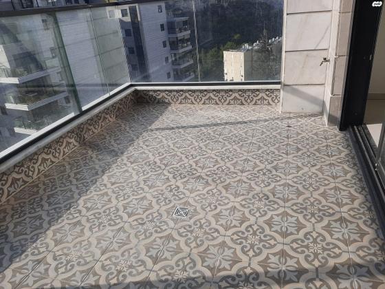 ברל כצנלסון 47 (זיו)