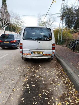 מיצובישי L300 (1995)