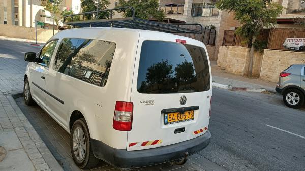 פולקסווגן קאדי מקסי (2011)