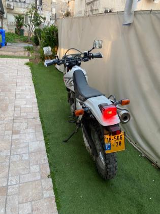 סוזוקי DR650R/RE/SE (2018)