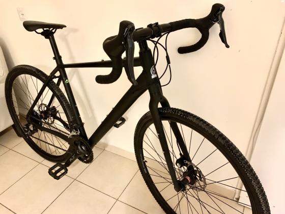 מעוניין למכור עקב שדרוגנרכבו פעמיים