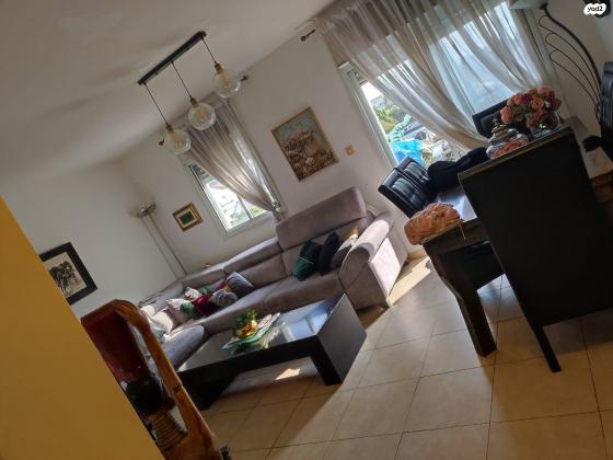 אלימלך רימלט 26 (לב הפארק)