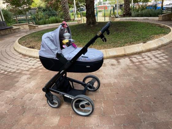 עגלת מוצי IGO כוללת אמבטיה