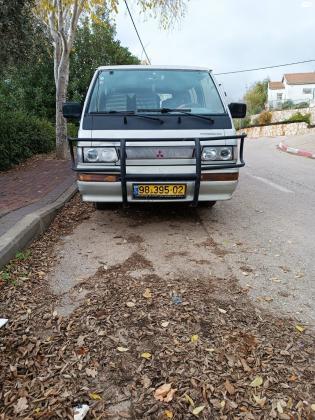 מיצובישי L300 (1995)