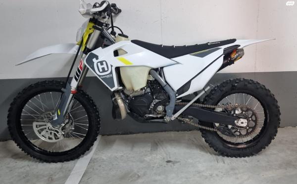 הוסקוורנה TE250 (2022)