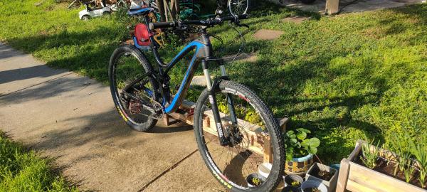 אופני BH שיכוך מלא קרבון