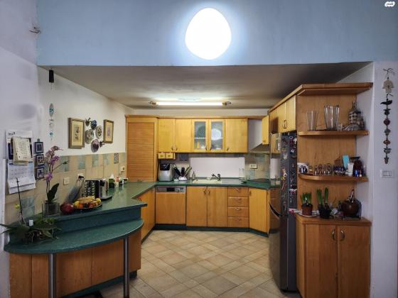 מטבח בעבודת נגרות, עץ מייפל