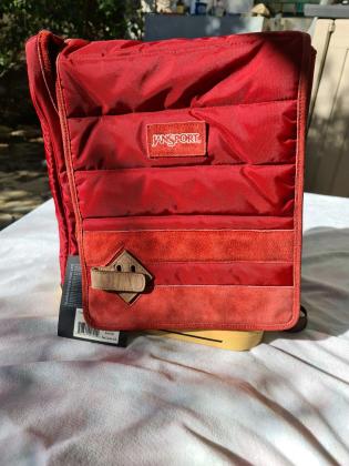 תיק חדש של ג'נספורט עם