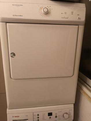 מייבש כביסה במצב מצויין עם