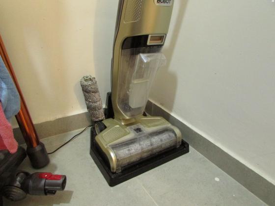 שואב שוטף של בובוט מצב