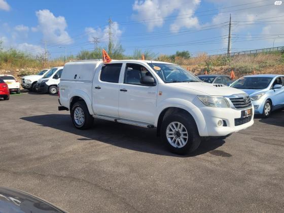 טויוטה היילקס ויגו 4X4 (2013)