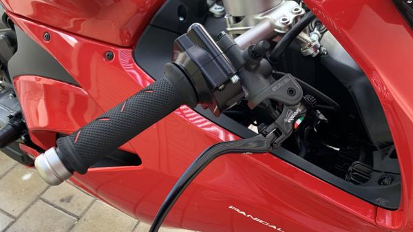 דוקאטי פניגאלה V2 (2020)