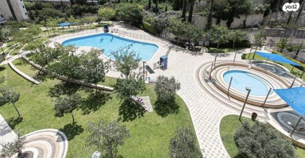 יגאל אלון 35 (סביוני הכרמל)