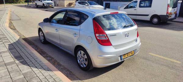 יונדאי i30 (2008)