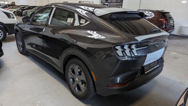 פורד מוסטנג MACH E (2023)