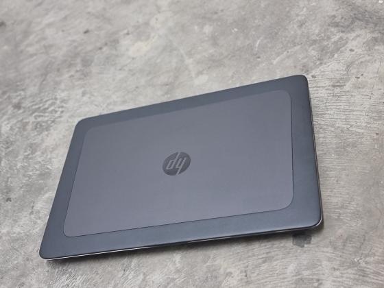 תחנת עבודה ניידית של Hp