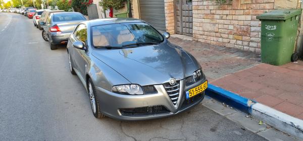 אלפא רומיאו GT (2007)