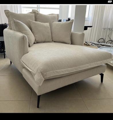 כורסת לאב סיט מרווחת מידה