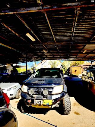 טויוטה היילקס ויגו 4X4 (2008)