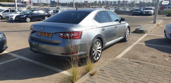 סקודה סופרב (עד 2019) (2019)