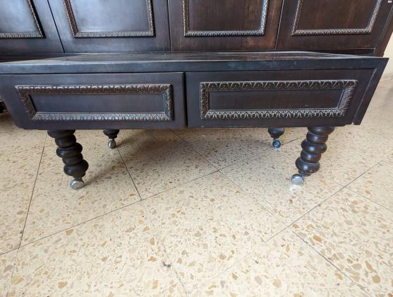 מספר רהיטי וינטג' למכירה/מסירה גמיש