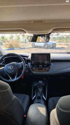 טויוטה קורולה הייבריד (2019)