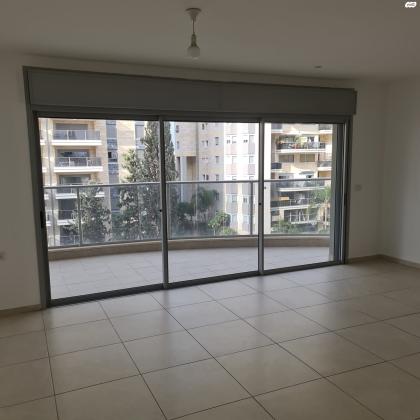 שאול המלך 15 (אונו הירוקה)